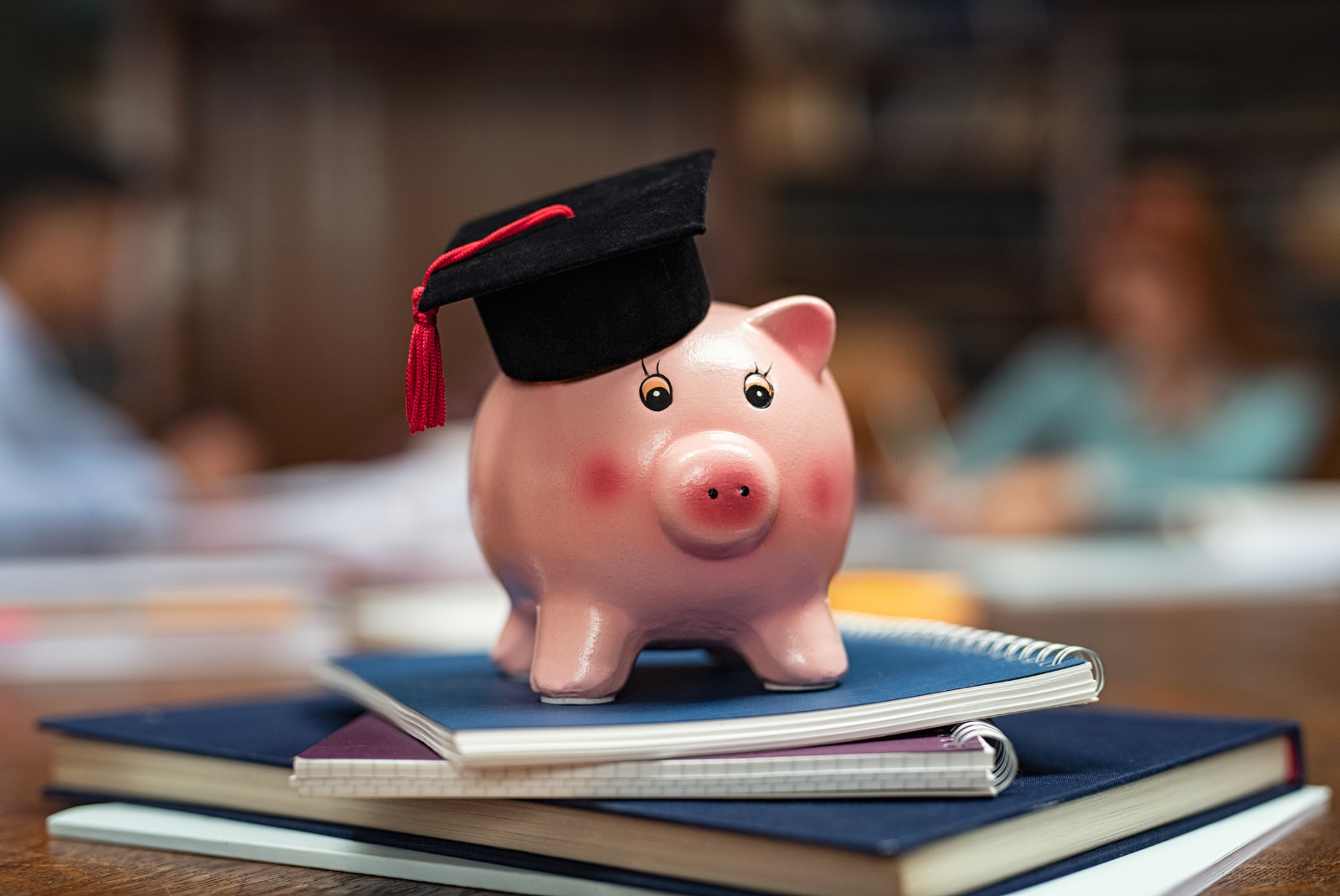 5 Ways To Avoid Student Loan Debt